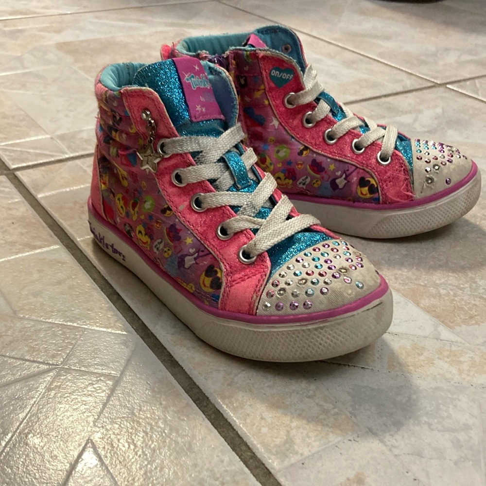 Girls hip hop emoji high tops